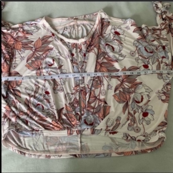 Free People “Keeping on Top “ top - Picture 8 of 10